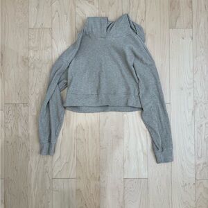 Alo muse hoodie